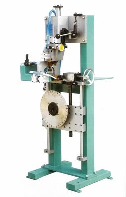 Machine de soudure de segment semi automatique pour Diamond Saw Blade Segment