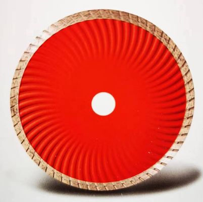Diamond Saw Blade Turbo Segmented aggloméré pressé chaud Diamond Blade 250mm